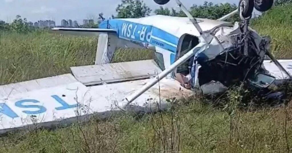 Tragédia em Manaus: Queda de avião durante treinamento resulta em morte e feridos Tragédia em Manaus: Queda de avião durante treinamento resulta em morte e feridos