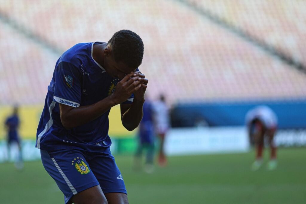 Vitinho Brilha e Nacional Conquista Título do Returno no Campeonato Amazonense