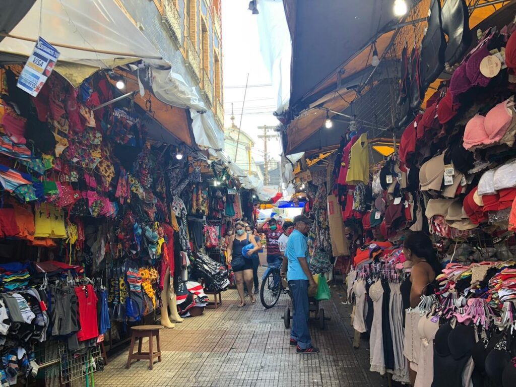 Comércio de Manaus Tem Horário Reduzido no Feriado de Tiradentes; Entenda o Que Abre e Fecha