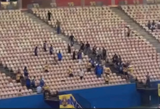 Conflito entre Torcedores do Paysandu e Nacional em Jogo Histórico Conflito entre Torcedores do Paysandu e Nacional em Jogo Histórico