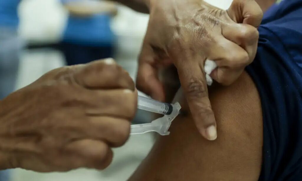 Crescimento de Casos de Influenza A e Síndromes Respiratórias no Brasil: Alerta da Fiocruz