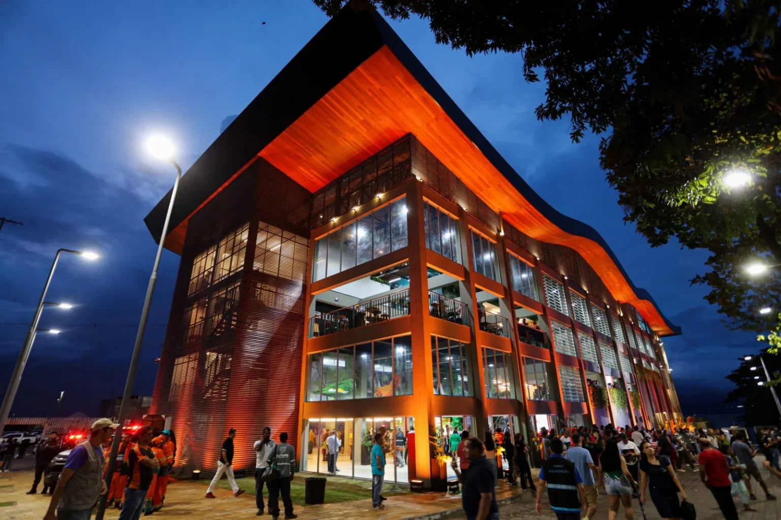 Estágio em Atendimento ao Turista na Amazonastur: Oportunidade Imperdível em Manaus