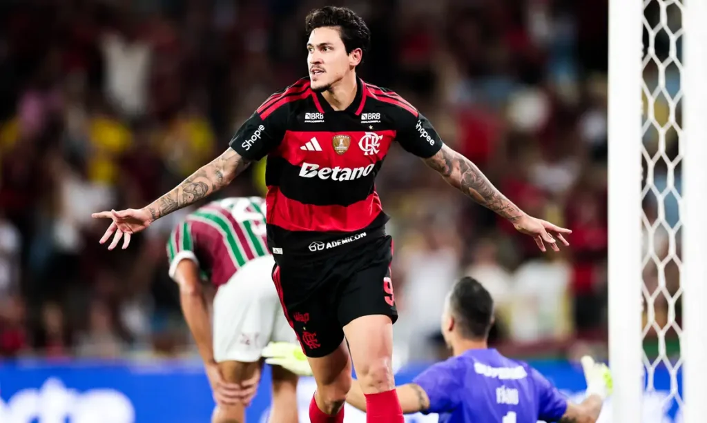 Flamengo Brilha com Pedro e Assuma Vice-Liderança do Brasileirão Flamengo Brilha com Pedro e Assuma Vice-Liderança do Brasileirão