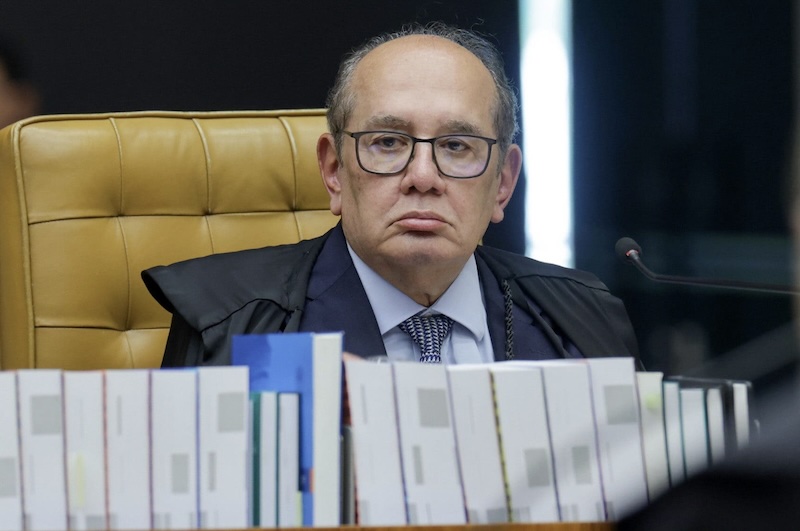 Gilmar Mendes Utiliza Jato de Empresa Associada a Vorcaro em Viagem Gilmar Mendes Utiliza Jato de Empresa Associada a Vorcaro em Viagem