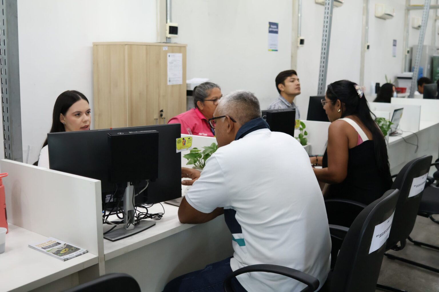 Manaus Abre 268 Vagas de Emprego Nesta Semana - Oportunidades Diversificadas