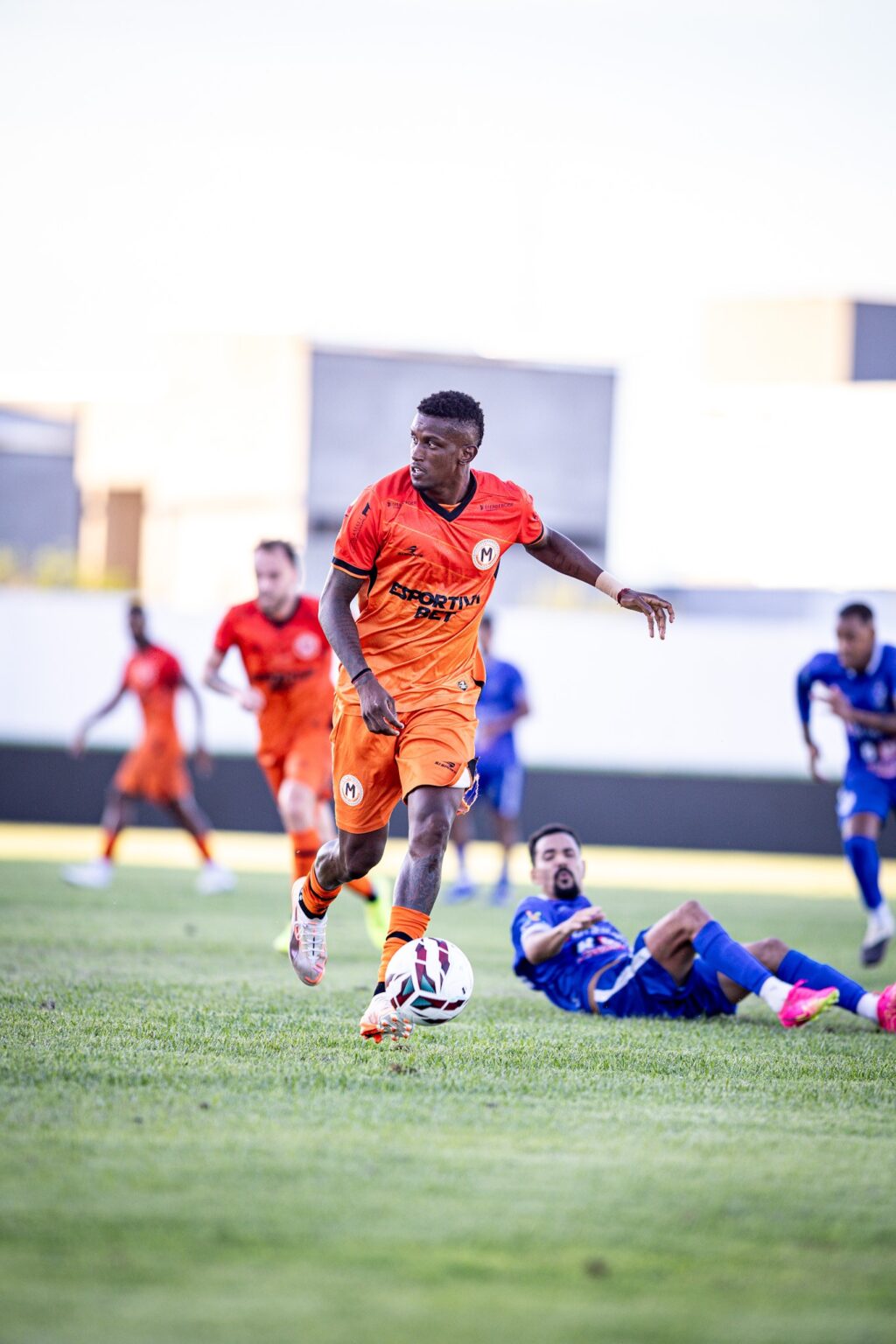 Manaus Empata com São Raimundo-RR na Estreia da Série D: Um Começo Promissor