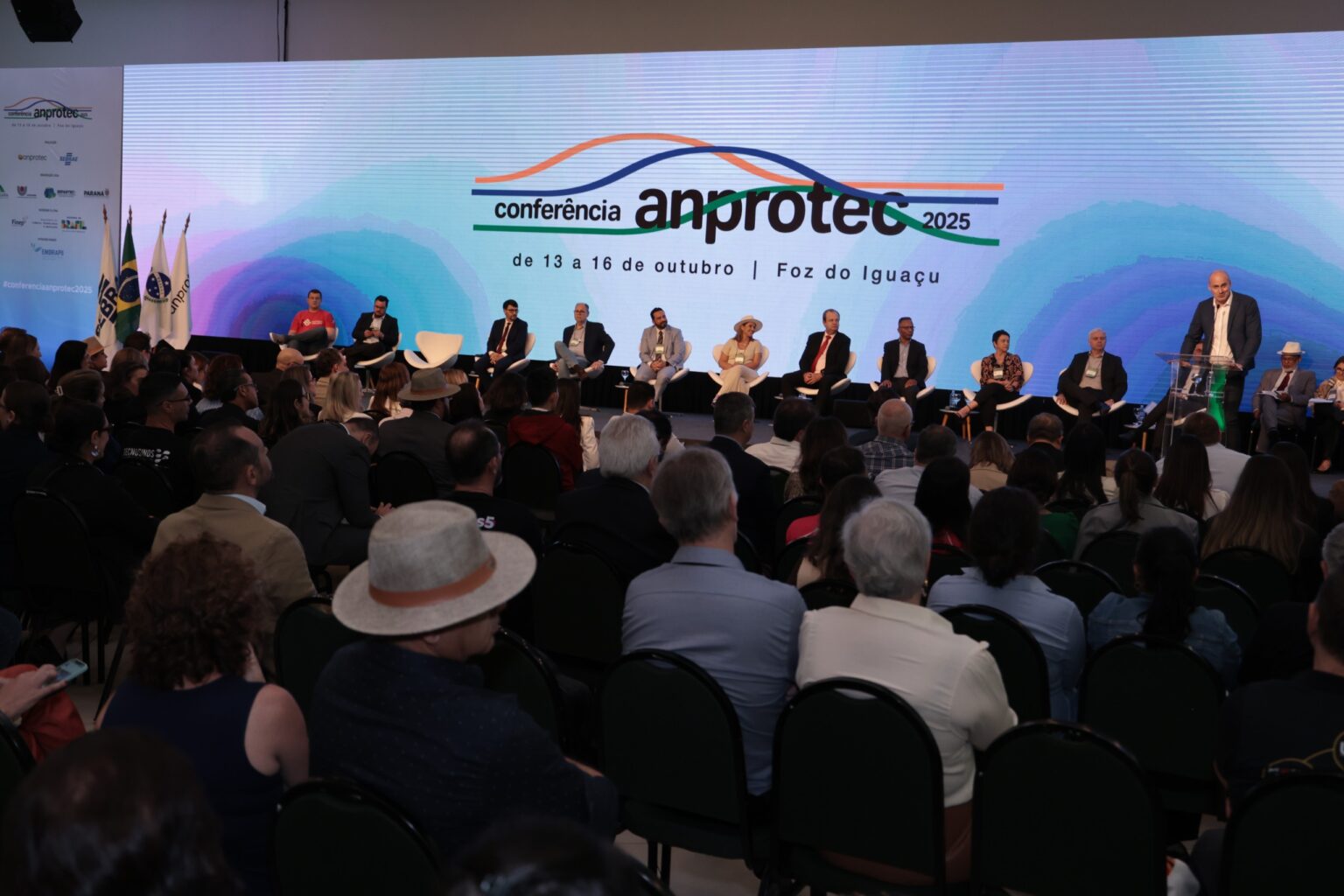 Manaus Sedia Conferência que Integra Empresas, Startups e Universidades em 2026