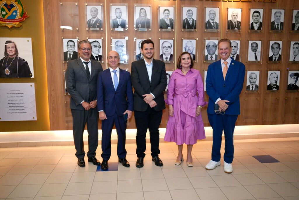 Prefeito Renato Junior Fortalece Diálogo com TCE-AM e Reafirma Compromisso com a Transparência