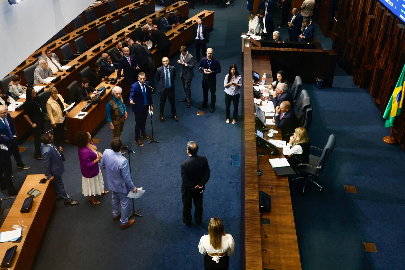 Procurador da Alerj Visita Brasília para Acelerar Sucessão no Governo do Rio