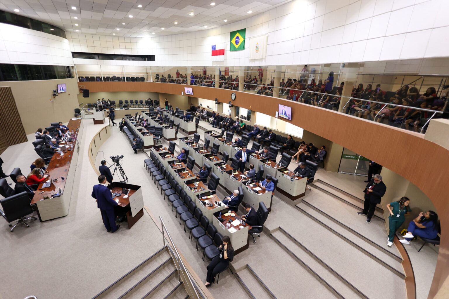 Ranking dos Vereadores Mais Faltosos de Manaus em 2026: Confira os Números Surpreendentes