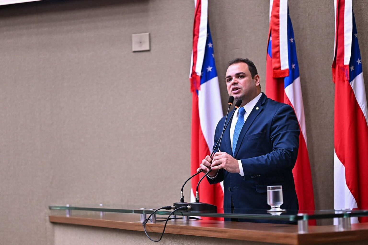 Roberto Cidade, Presidente da Aleam, Assume Governo do Amazonas Após Renúncias de Wilson Lima e Tade