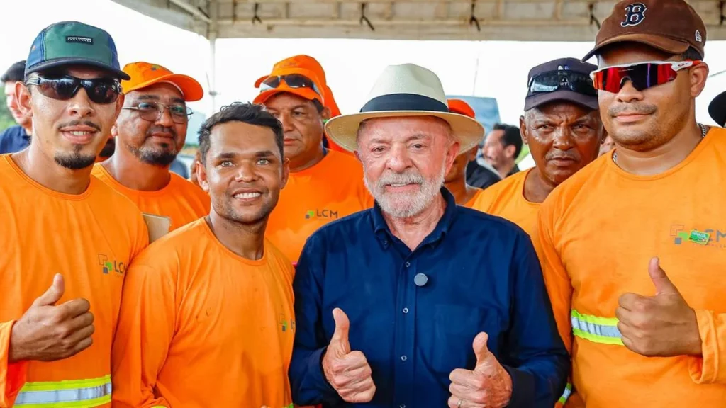 Lula anuncia R$ 7 bilhões em investimentos para fortalecer o Amazonas até 2030 Lula anuncia R$ 7 bilhões em investimentos para fortalecer o Amazonas até 2030