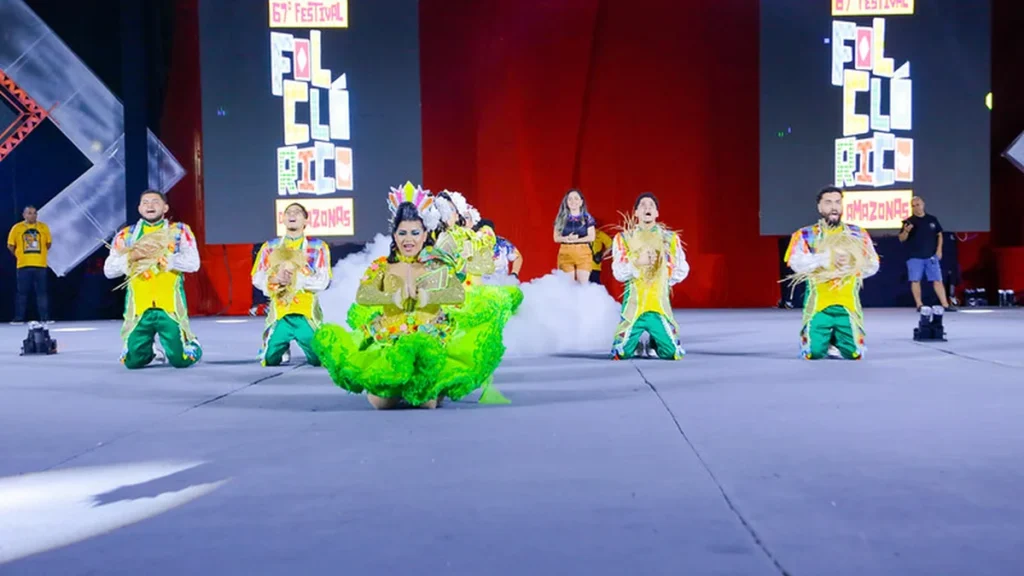 68º Festival Folclórico do Amazonas inicia com apresentações das categorias Bronze e Prata em Manaus