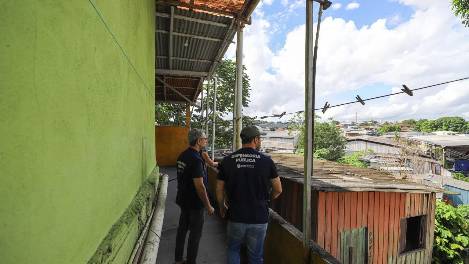 Defensoria promove encontro sobre conflitos socioambientais em favelas de Manaus