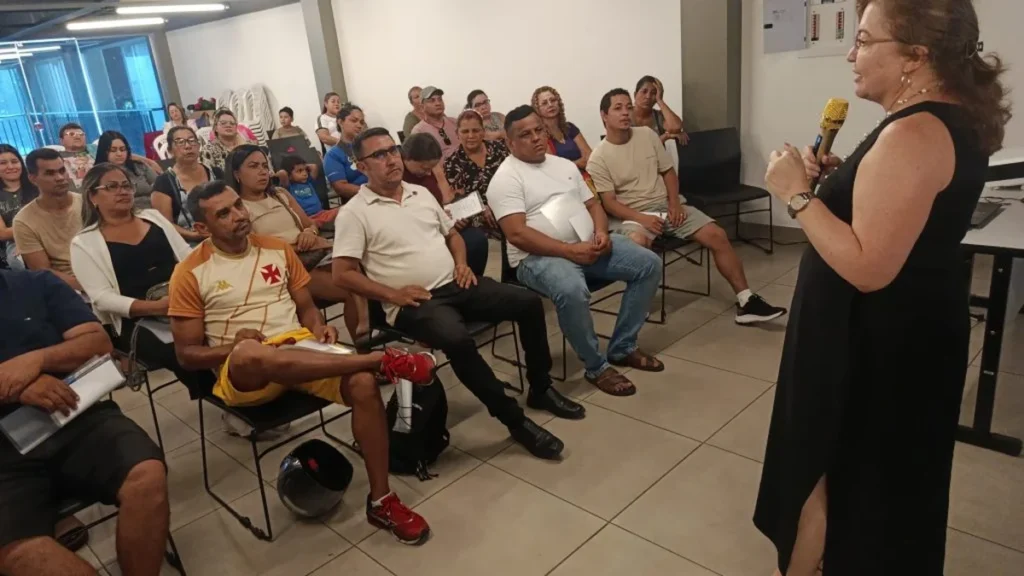 Visa Manaus capacita permissionários para segurança alimentar no 68º Festival Folclórico do Amazonas