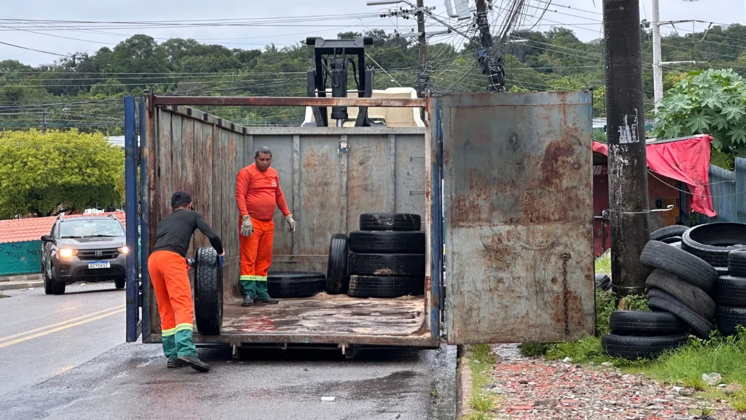 Prefeitura de Manaus recolhe mais de 78 mil pneus e amplia ações ambientais em 2026 Prefeitura de Manaus recolhe mais de 78 mil pneus e amplia ações ambientais em 2026