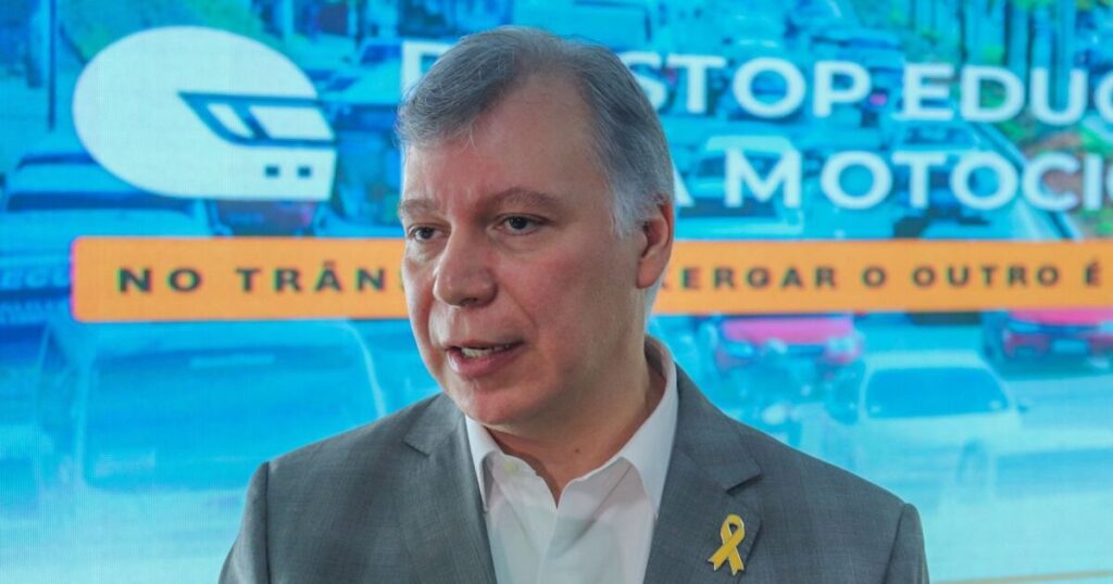Abraciclo Lança Ação de Conscientização no Trânsito em Manaus e Destaca Importância da Zona Franca