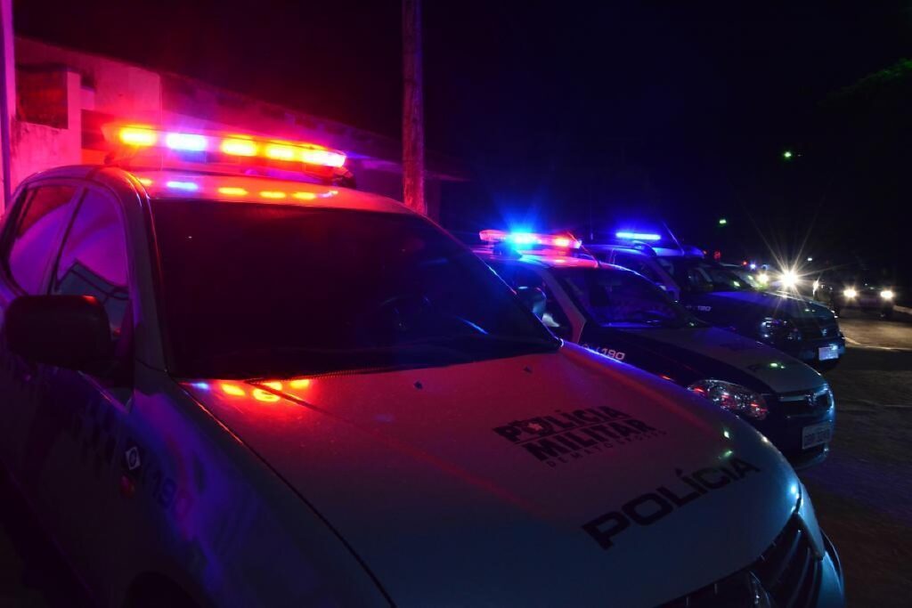 Ação Policial em Confresa: Menores Detidos por Drogas e Bebida em Bares
