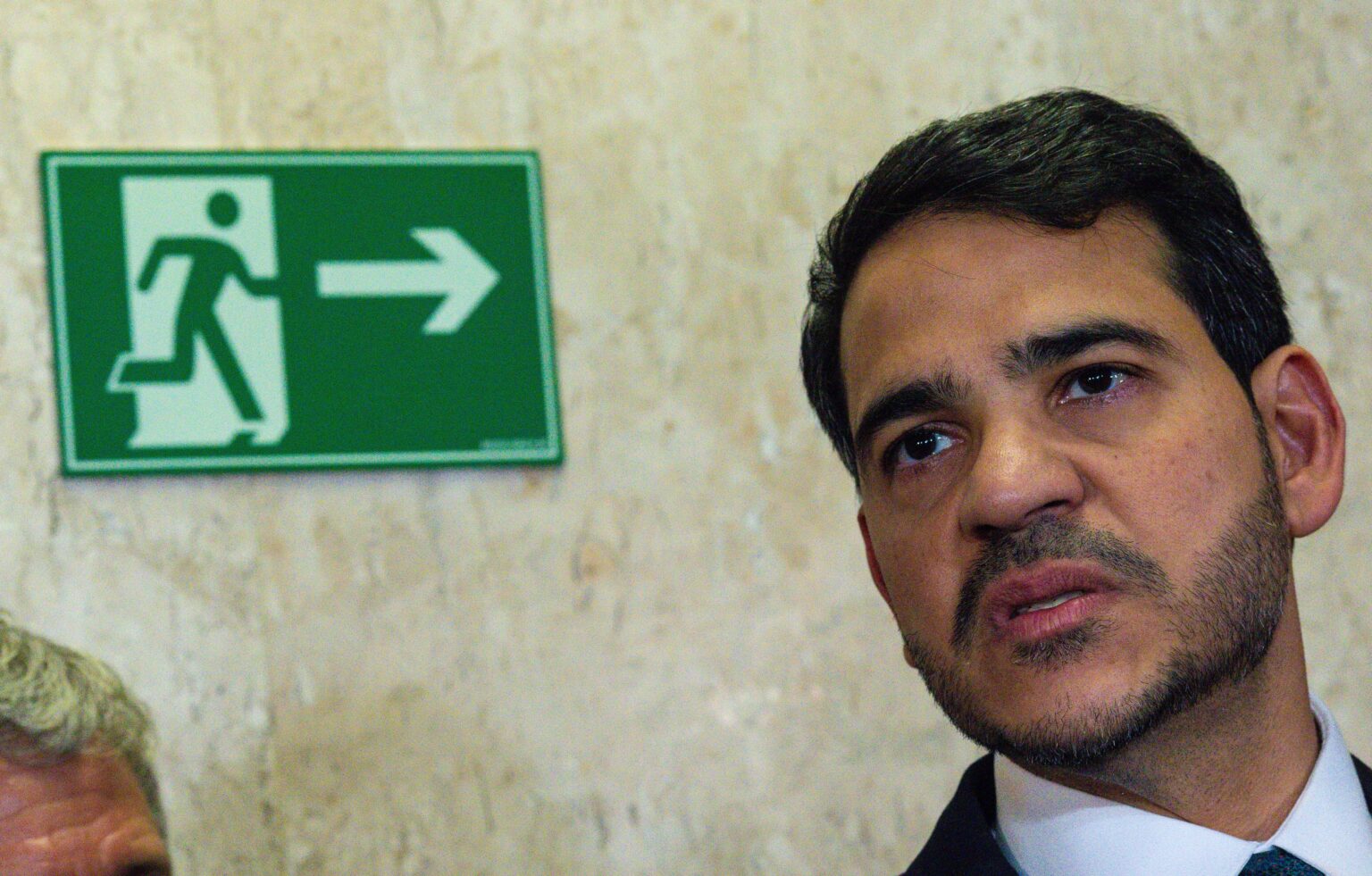 Crise no Planalto: Acusações de Traição Após Derrota de Messias Agitam Relações com Aliados