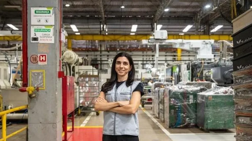 Mariana Barrella é Eleita Industrial do Ano no Amazonas em 2026 com Gestão Inovadora Mariana Barrella é Eleita Industrial do Ano no Amazonas em 2026 com Gestão Inovadora