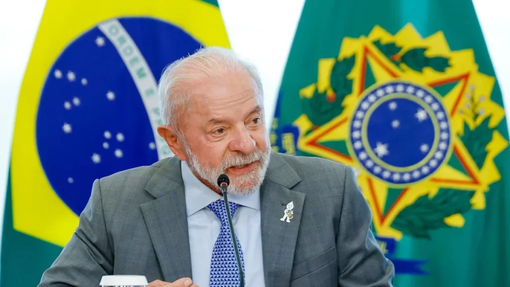 Visita de Lula a Manaus em 2024 impulsiona habitação popular e indústria naval Visita de Lula a Manaus em 2024 impulsiona habitação popular e indústria naval