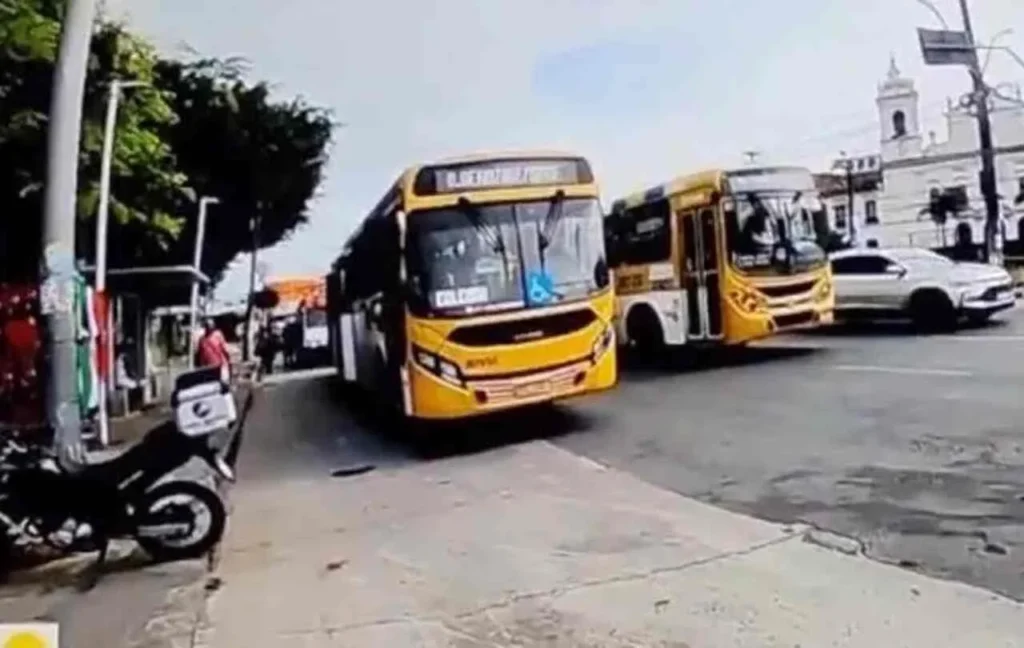 Rodoviários de Salvador Retomam Frota Após Protestos e Ameaçam Greve Geral