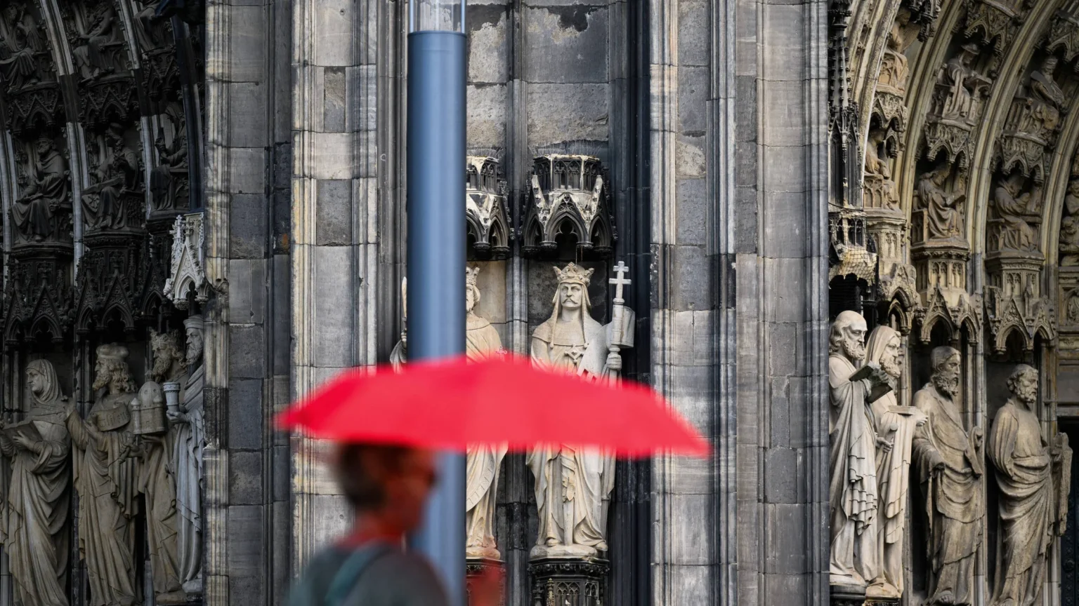 Onda de Calor na Europa Oriental: Recordes de Temperatura e Impactos Visíveis