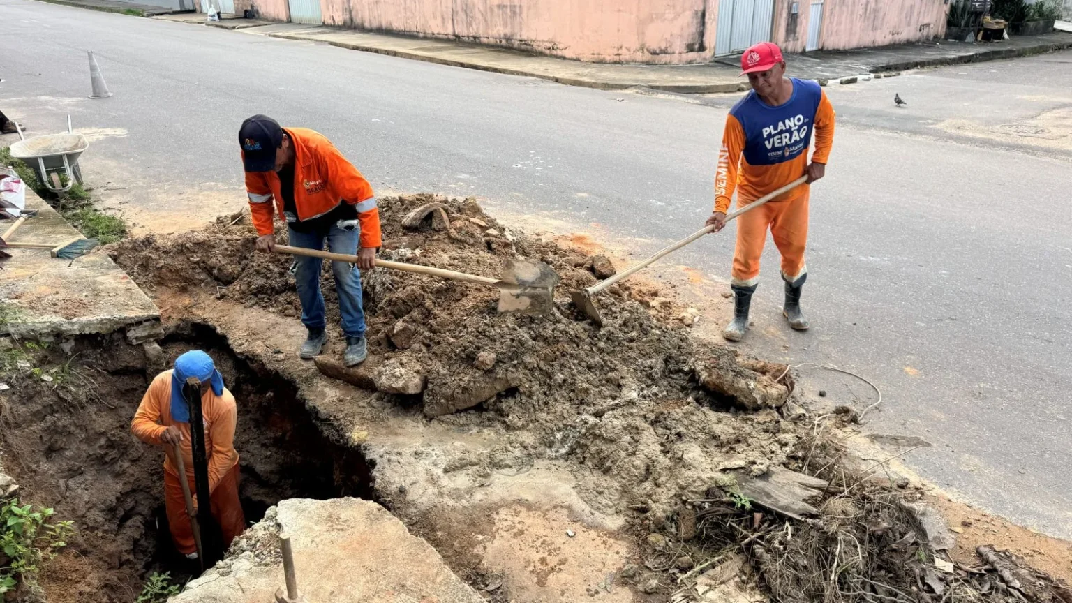 Prefeitura de Manaus recupera sistema de escoamento no Augusto Montenegro em ação contra descarte ir