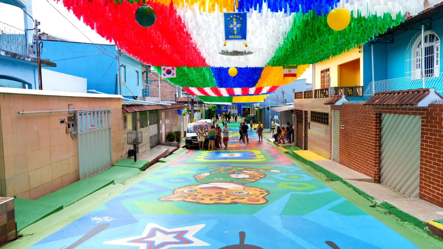 ‘Rua da Copa’ da Compensa transmite estreia da Seleção Brasileira com festa e atrações familiares ‘Rua da Copa’ da Compensa transmite estreia da Seleção Brasileira com festa e atrações familiares
