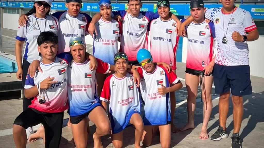Natação de Parintins faz campanha histórica com 8 medalhas nos Jogos Escolares do Amazonas Natação de Parintins faz campanha histórica com 8 medalhas nos Jogos Escolares do Amazonas