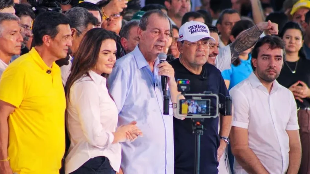 Omar e Alessandra Oficializam Candidatura ao Governo do Amazonas em Convenção Marcante Omar e Alessandra Oficializam Candidatura ao Governo do Amazonas em Convenção Marcante
