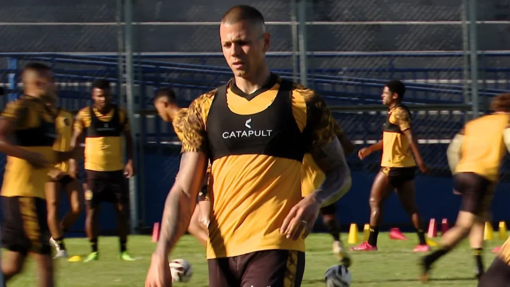 Zagueiro com histórico de falhas no Amazonas reforça Juventus-SP para a Copa Paulista Zagueiro com histórico de falhas no Amazonas reforça Juventus-SP para a Copa Paulista